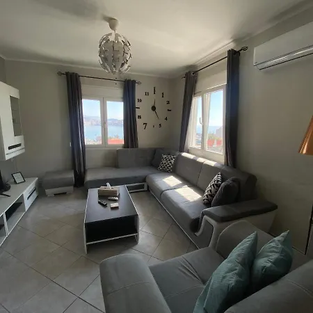 Sea View House בית נופש